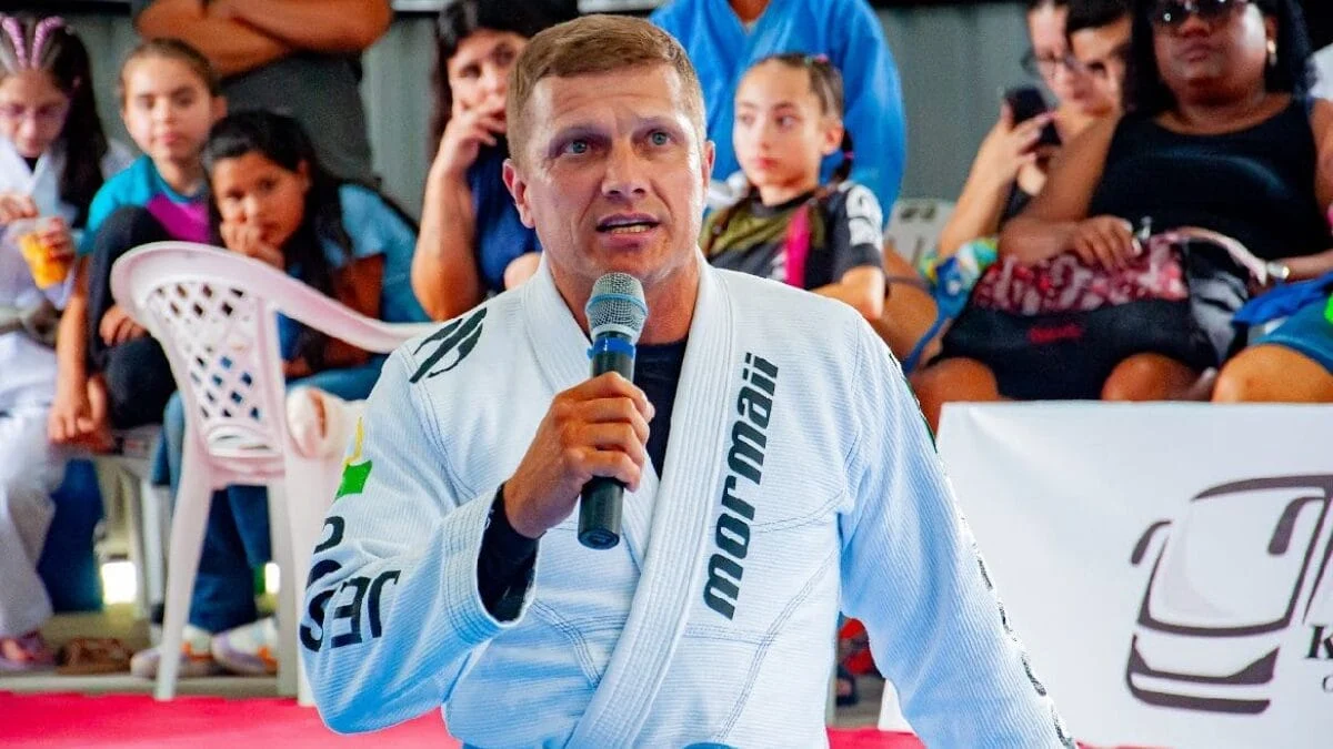Atleta conquistou patrocínio de grandes marcas como a Mormaii e Lojas Havan (Foto: Arquivo Pessoal)