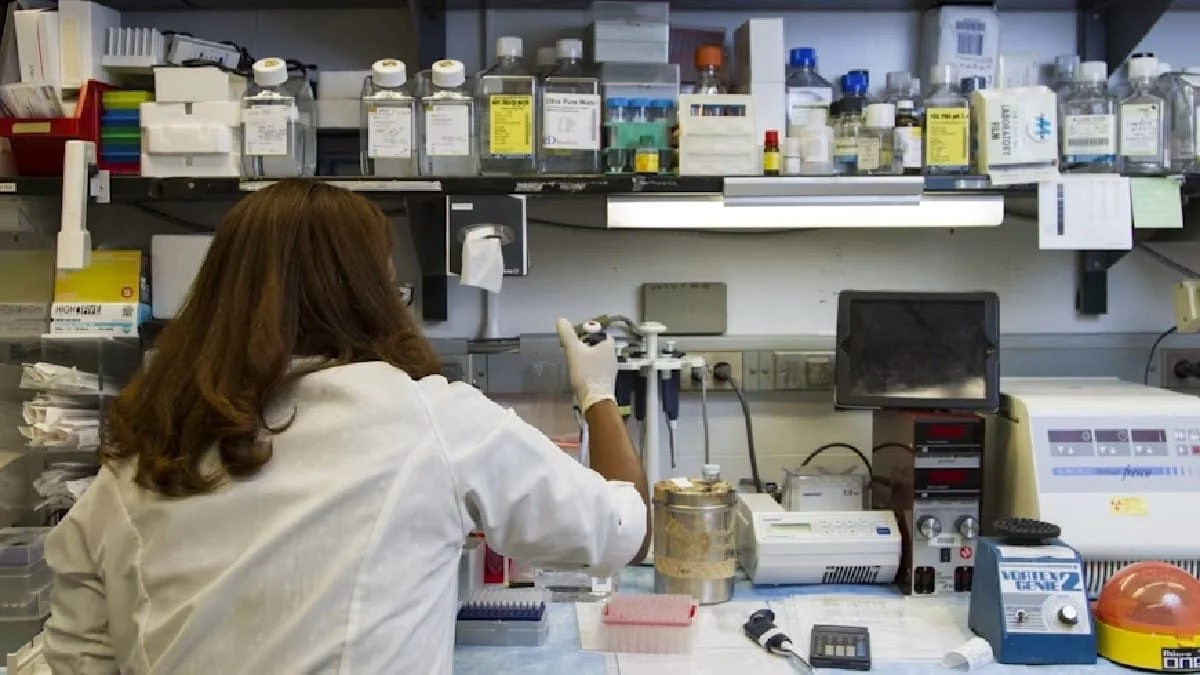 O estudo, publicado na revista científica Nature Communications, reaproveitou dados de um ensaio clínico randomizado, duplo-cego e controlado por placebo anterior (Foto: National Cancer Institute / Unplash)