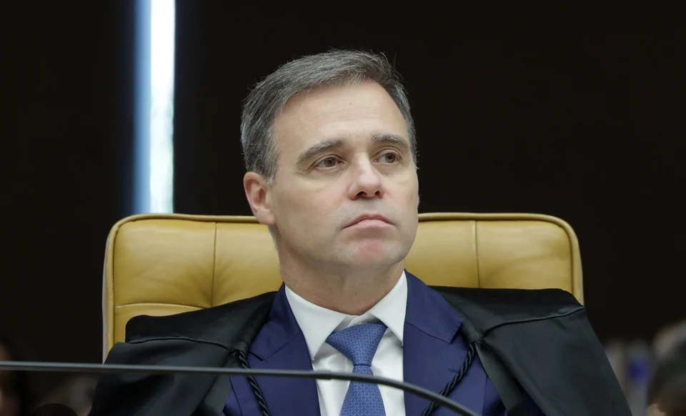 URGENTE: PF aciona AGU contra medidas de André Mendonça no caso que envolve Lulinha