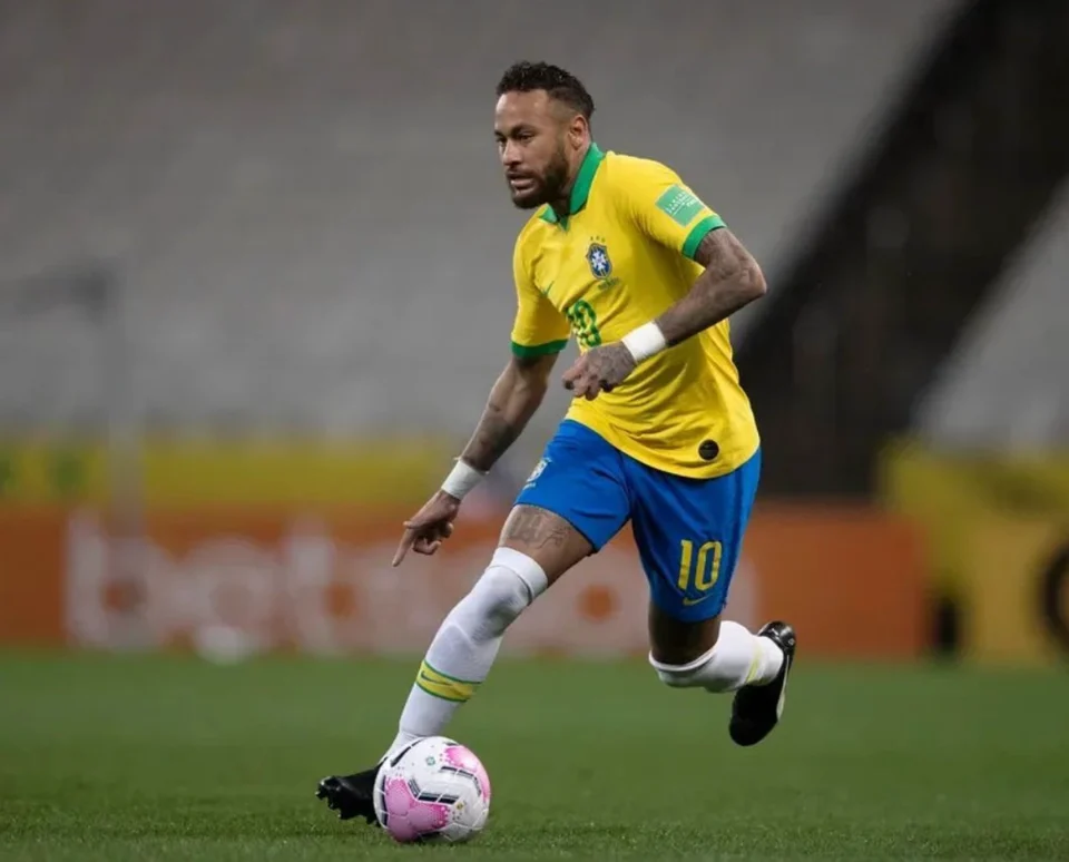 Vai jogar? Ancelotti comenta chance de Neymar enfrentar a Noruega
