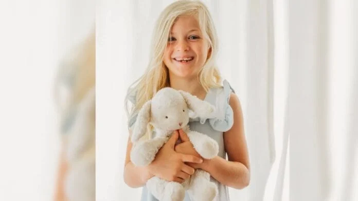 Lillian tinha completado 8 anos um dia antes de falecer (Foto: Redes sociais, Love for Lillian, Reprodução)