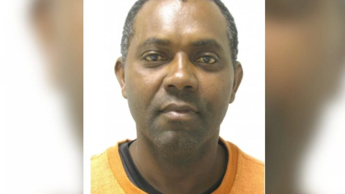 Manoel Messias de Jesus Santos possui dois mandados de prisão por conta de dois assassinatos na região de Joinville (Foto: Divulgação, Polícia Civil)